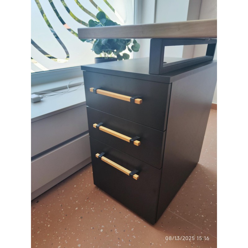 Stol za manikuru Doppio - izložbeni primjerak