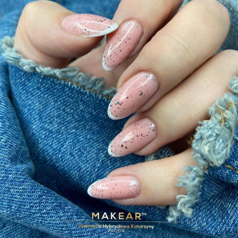 Makear NUDE RUBBER BASE - Warm BEIGE