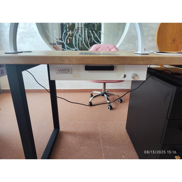 Stol za manikuru Doppio - izložbeni primjerak