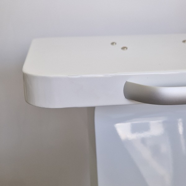 Odlagalna mizica BM 8058