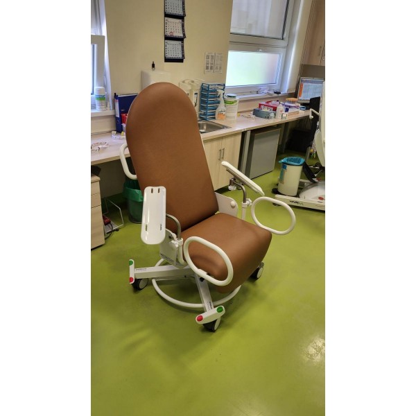 Stol za odvzem krvi Medefort