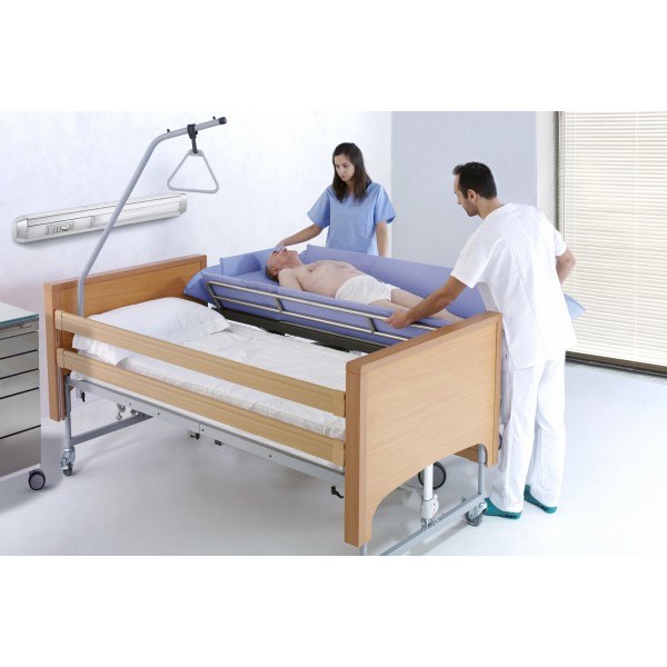 Voziček za tuširanje za starejše