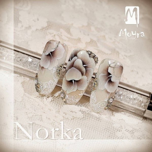 Moyra Stamping Plate COLOURBOOK Nr.48