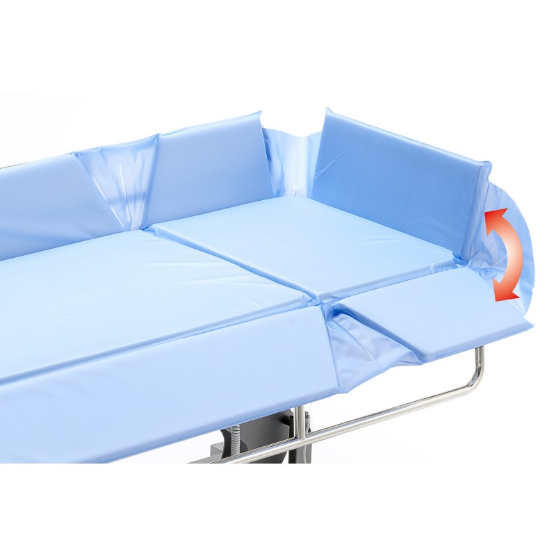 Voziček za tuširanje za starejše