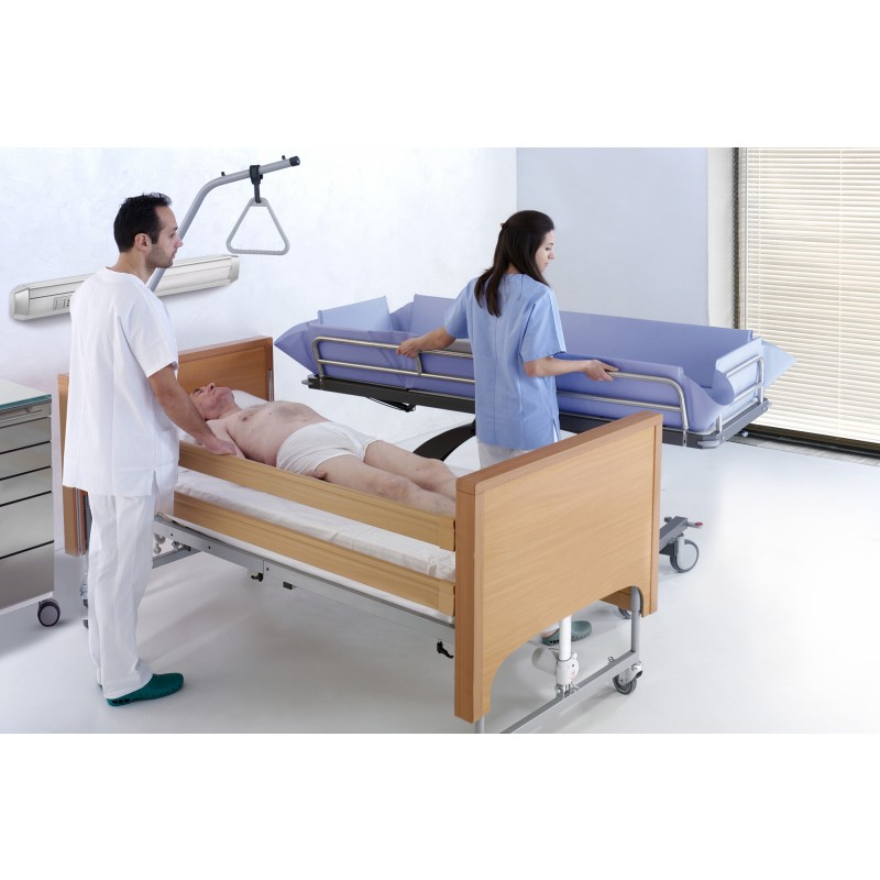 Voziček za tuširanje za starejše