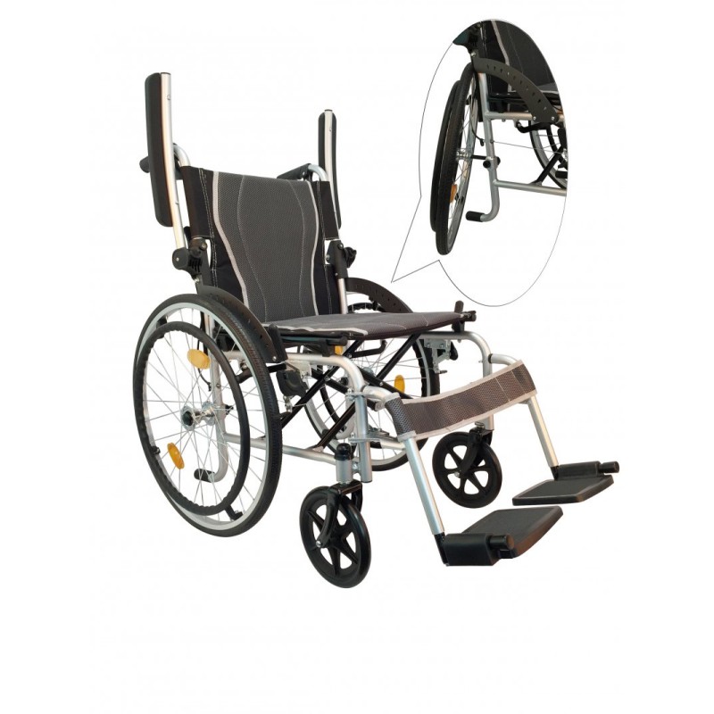 Izjemno lahek voziček AT52311